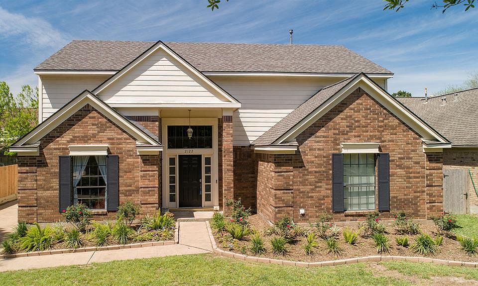 1st image of 2122 Autumn Cove Dr