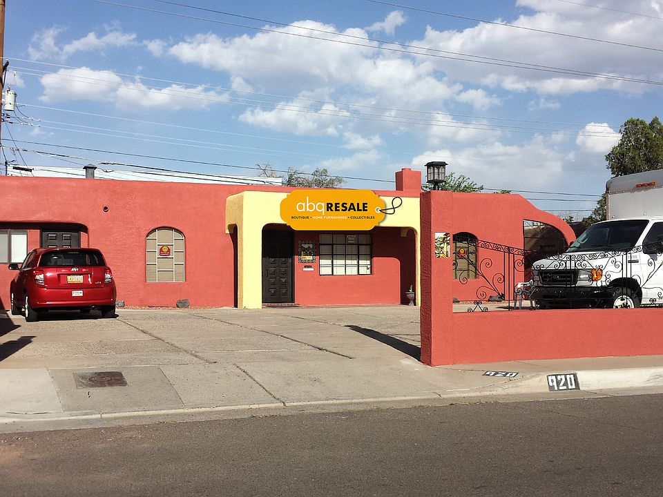 1st image of 920 Ortiz Dr NE