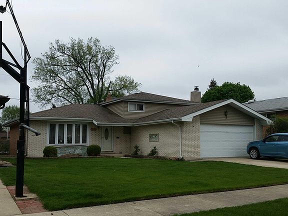 3rd image of 8921 S Moody Ave
