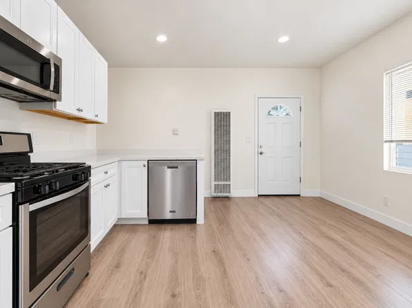5320 Redding Rd, San Diego, CA 92115