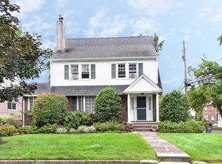 70 Smith Ave, White Plains, NY 10605