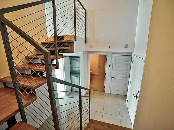 4th image of 7928 East Dr APT 1607
