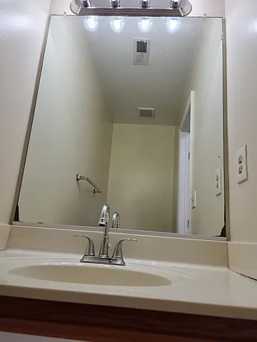 5326 Lake Victoria Arch — Photo 7