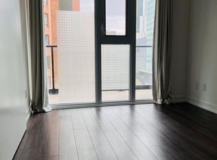 20 Edward St #814, Toronto, ON M5G 0C5