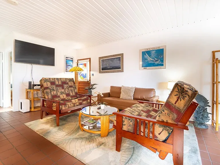 5040 W Point Loma Blvd — Photo 3