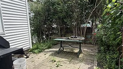 2 bed, 1011 sqft, $2,600 — Photo 3