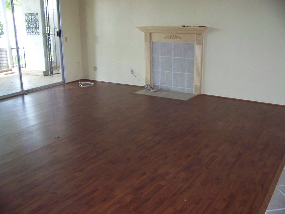 2nd image of 28287 Paseo Grande Dr