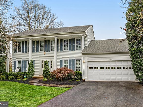 3rd image of 3002 Heritage Farm Ct