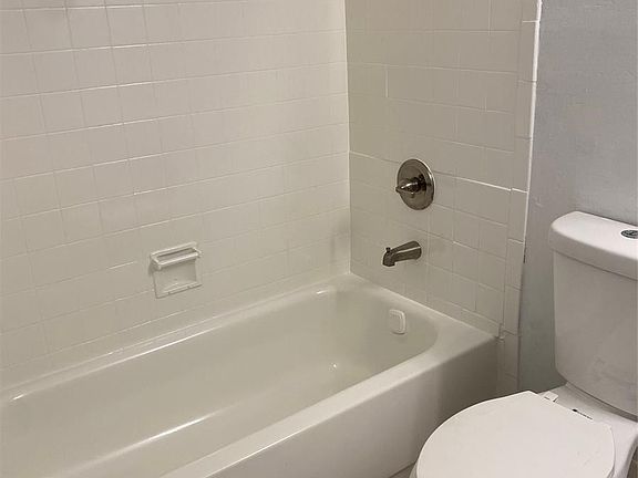 4th image of 3755 NW 20th St #3