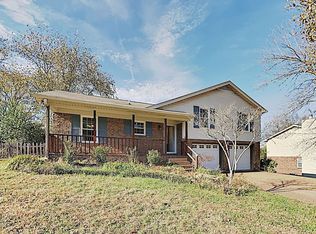 1721 Ridgemere Ct, Hermitage, TN 37076