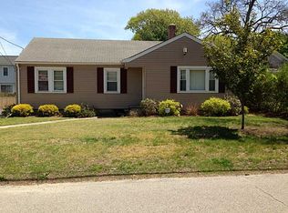 36 Drum Rock Ave, Warwick, RI 02886