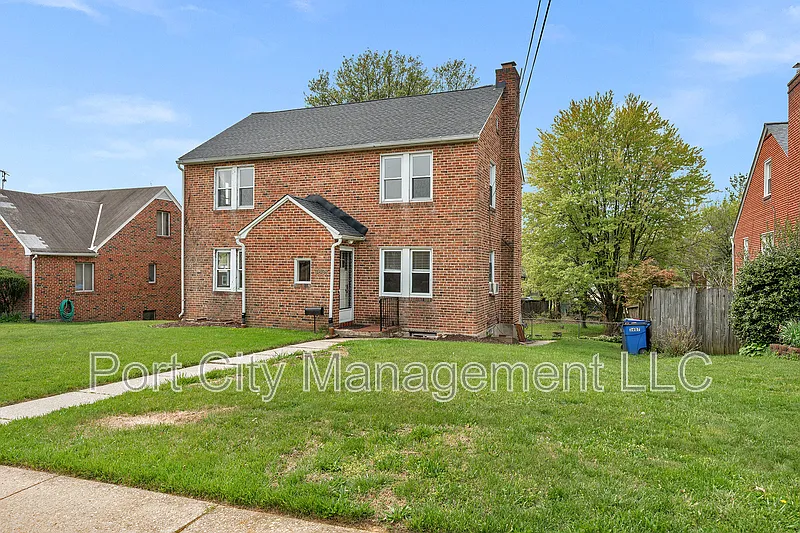 1 bed, 1.0 bath, 750 sqft, $1,100 — Photo 2