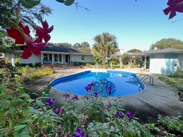 647 Henderson St, Sumter, SC 29150