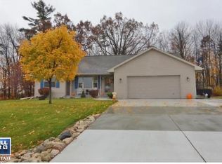 4392 Depere Rd, Denmark, WI 54208