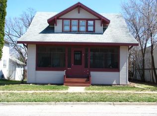 1514 McLean Ave, Tomah, WI 54660