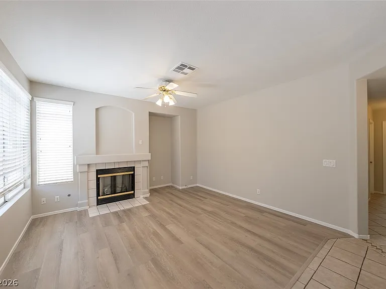 8233 Ruby Mountain Way — Photo 9