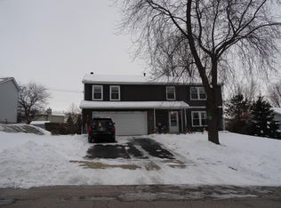 430 W Parkview Ter, Algonquin, IL