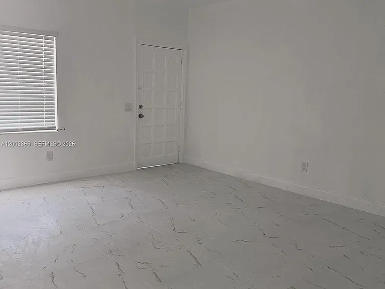 8545 Harding Ave #5 — Photo 4