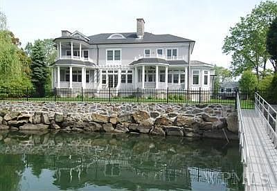 1st image of 12 Old Colony Dr