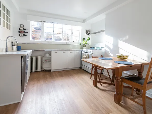 118 Noble Street image 1 of 7