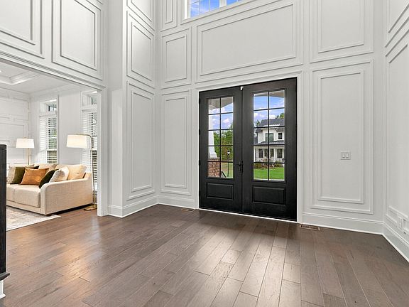 5th image of 301 Addison Pond Dr