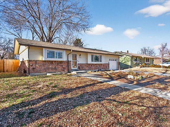 5th image of 1003 S Bross St