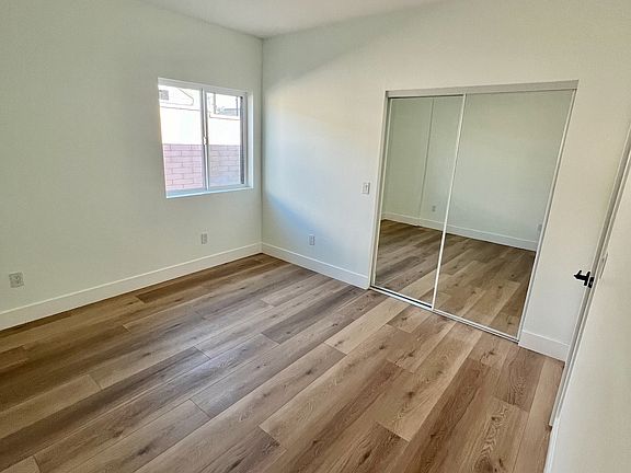 4th image of 8256 Vantage Ave