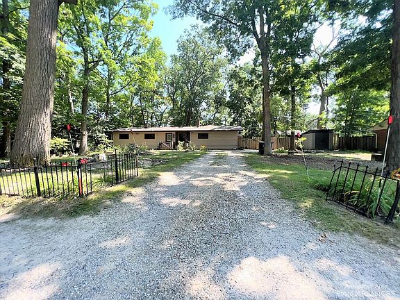 2nd image of 730 Dellwood Dr