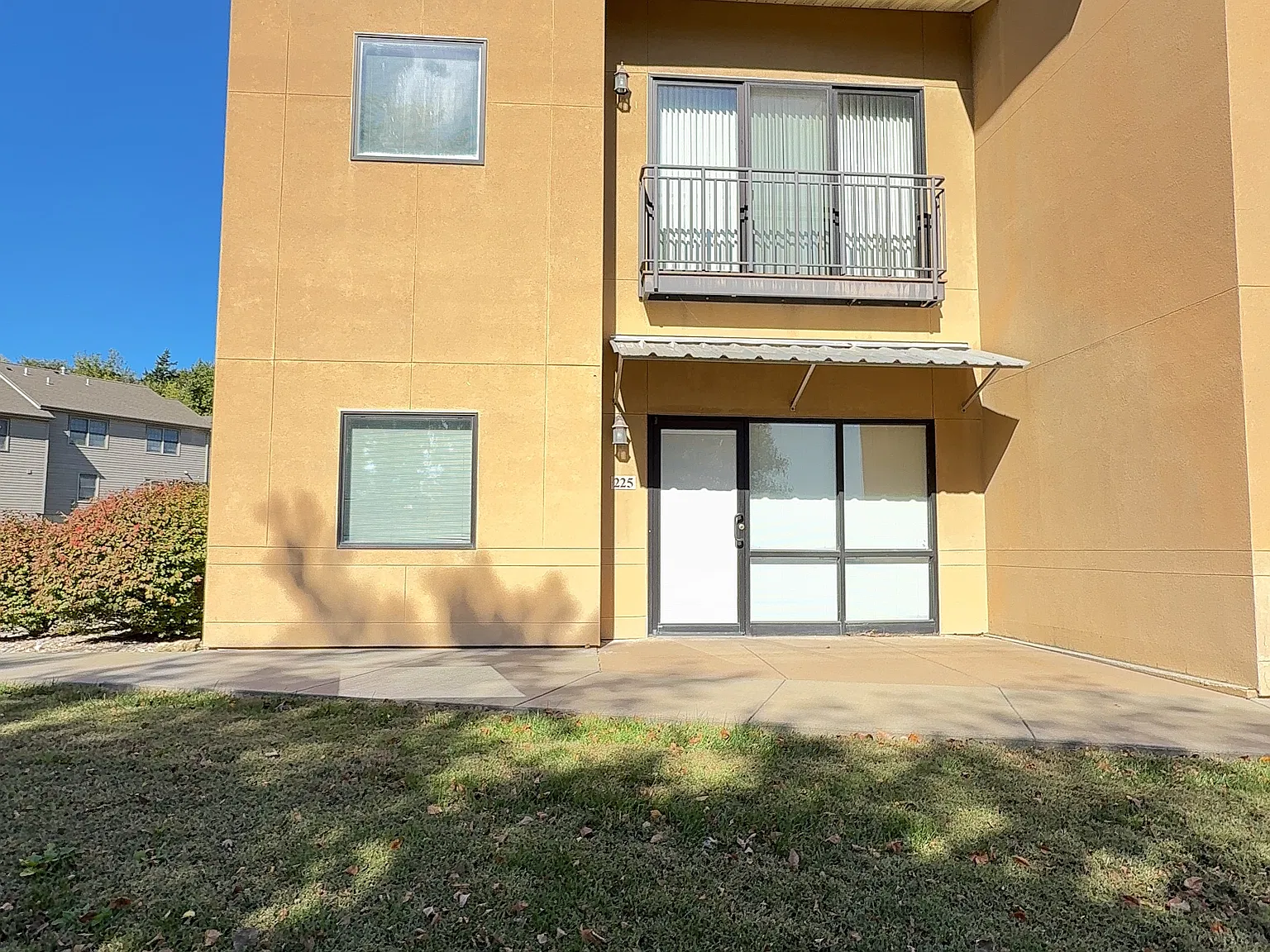 1 bed, 963 sqft, $850 — Photo 1