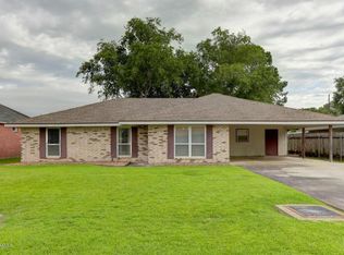 206 Cheyenne Cir, Scott, LA 70583