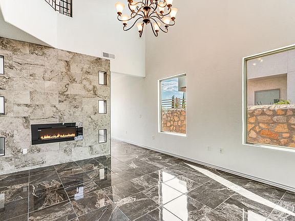 5th image of 401 Vianney Way #B
