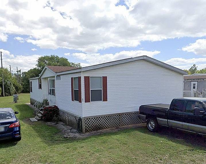 1st image of 83 Lakeside Dr #83