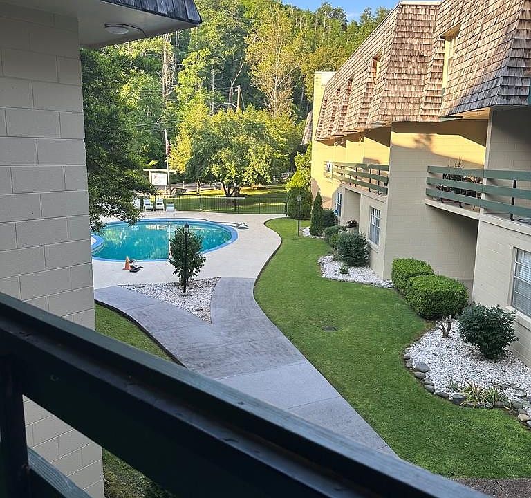 1st image of 260 Roaring Fork Rd APT 207