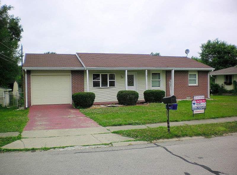 1st image of 8404 W Grandview Dr