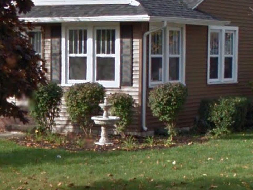 1st image of 219 S West Blvd