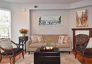 4 bed, 2.5 bath, 1804 sqft, $4,600 — Photo 4