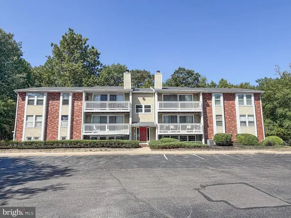60 Sweetfern Ct, Marlton, NJ 08053