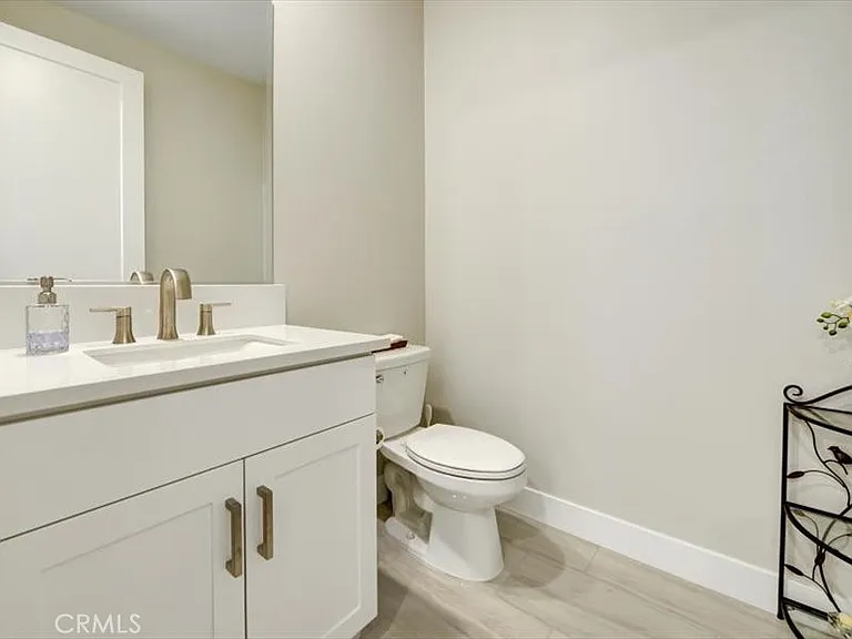 134 Chorus — Photo 16