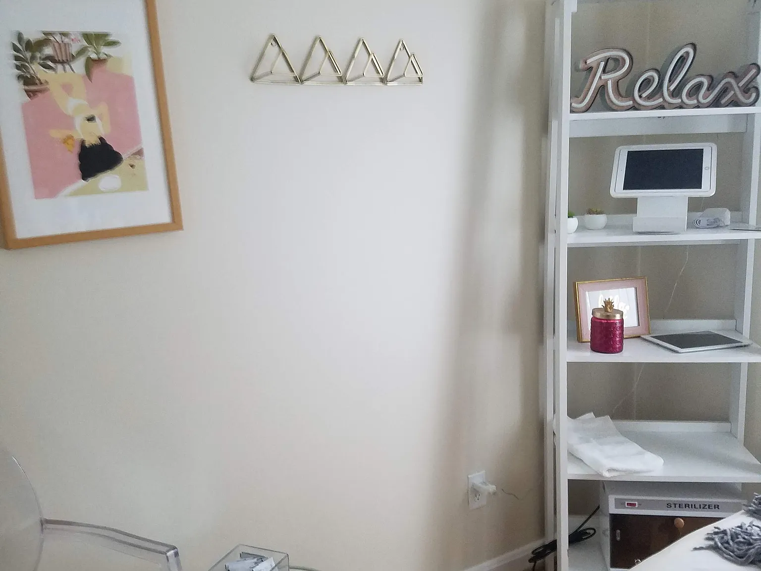 3 bed, 1000 sqft, $5,100 — Photo 2
