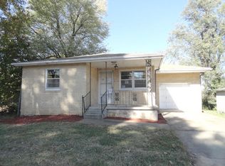 2111 W High St, Springfield, MO 65803