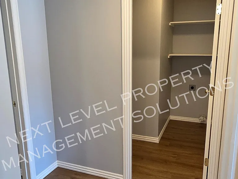 613 E Kimberly — Photo 22