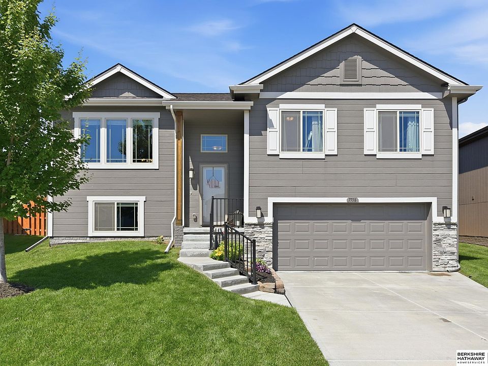 1st image of 7716 N 147th Avenue Cir