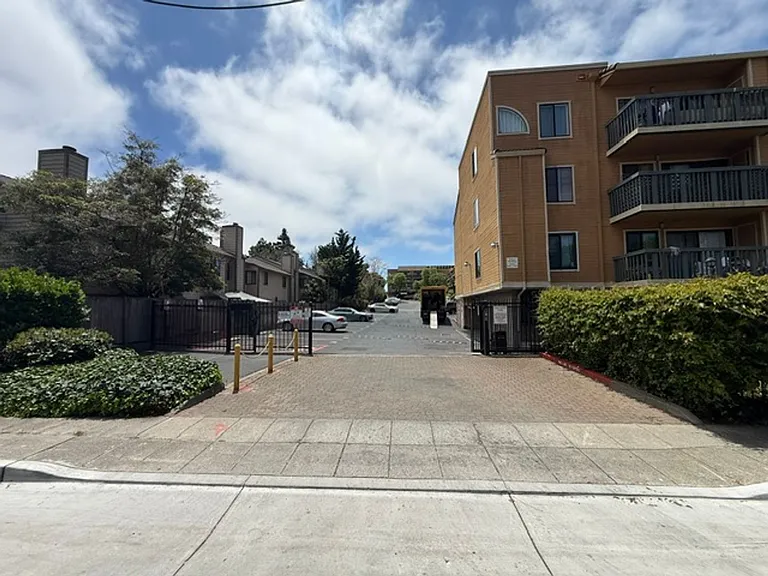 13700 San Pablo Ave #2206 — Photo 21