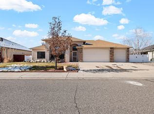 3301 Wheat Grass Dr, Montrose, CO 81401