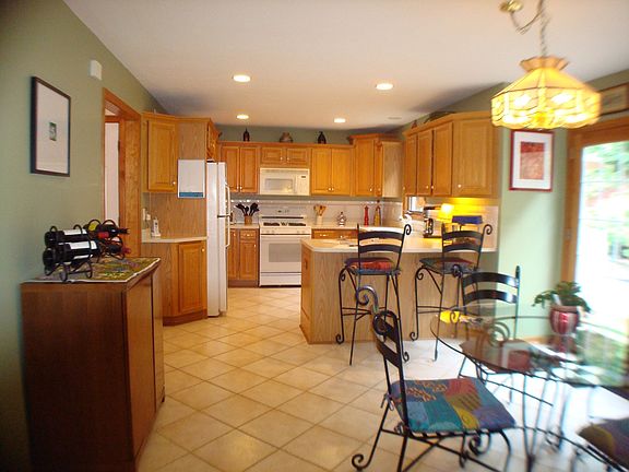 The kitchen and family room space is great for entertaining.