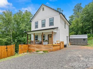 231 Medford Branch Rd, Candler, NC 28715