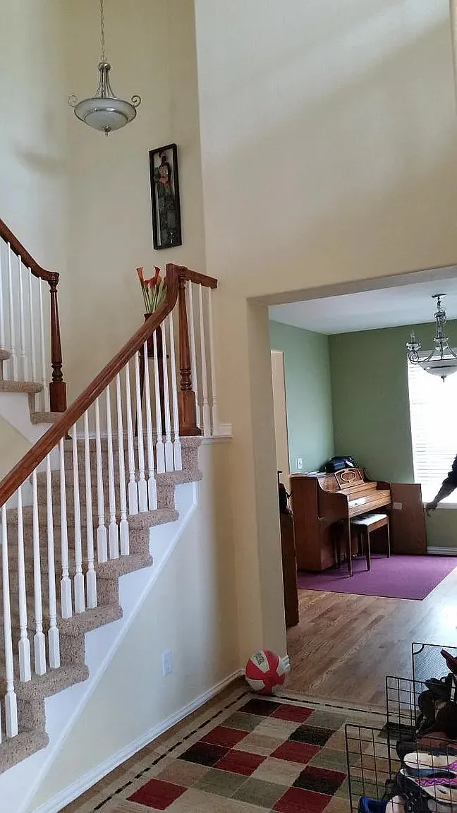10868 Trotwood Way — Photo 4
