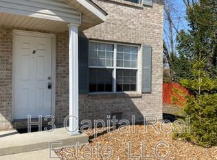 112 Autumn Pine Dr APT 6, Fairview Heights, IL 62208