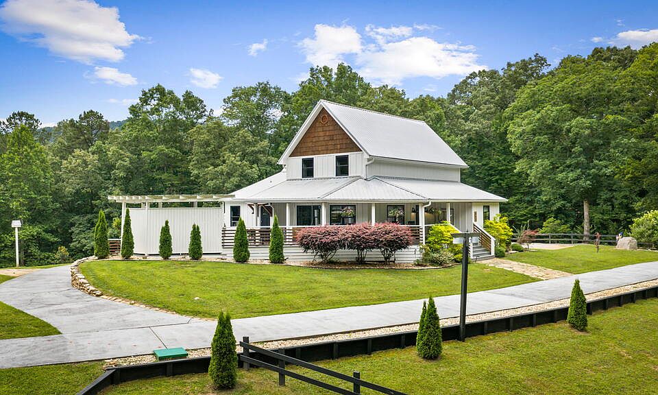 1st image of 657 Campbell Camp Cir