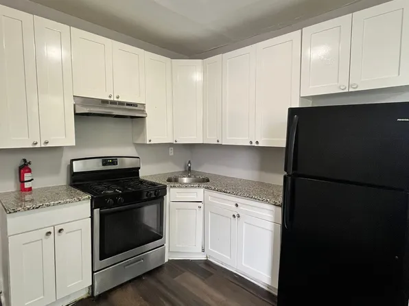 150 Van Nostrand Ave #1, Jersey City, NJ 07305